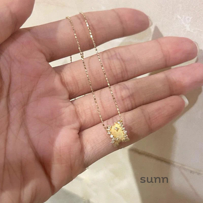 Ariadne Starry Clavicle Necklace