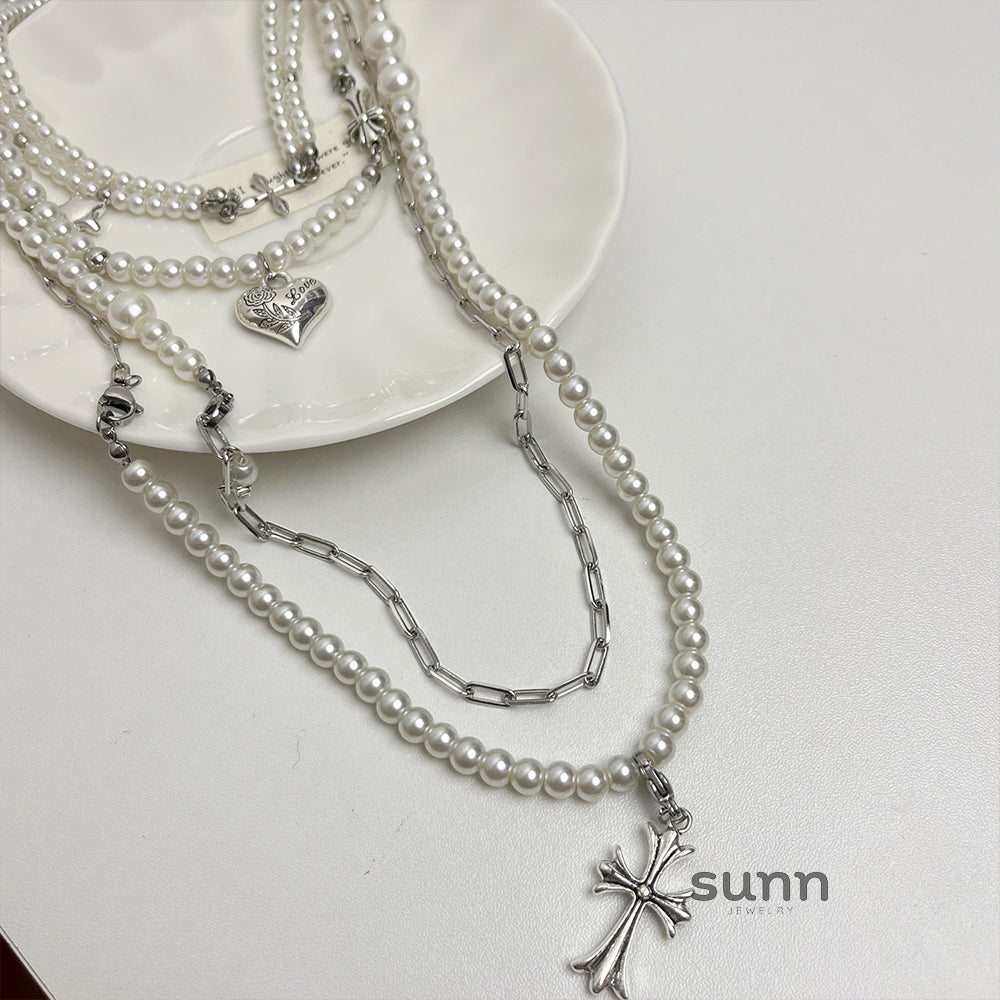 Arian Layered Pearl Cross Necklace [RJ41C2VG]