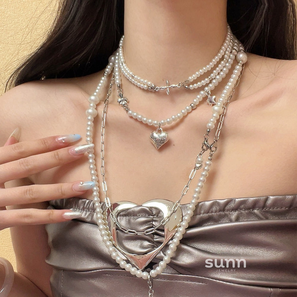 Arian Layered Pearl Cross Necklace [CYLY3WQY]