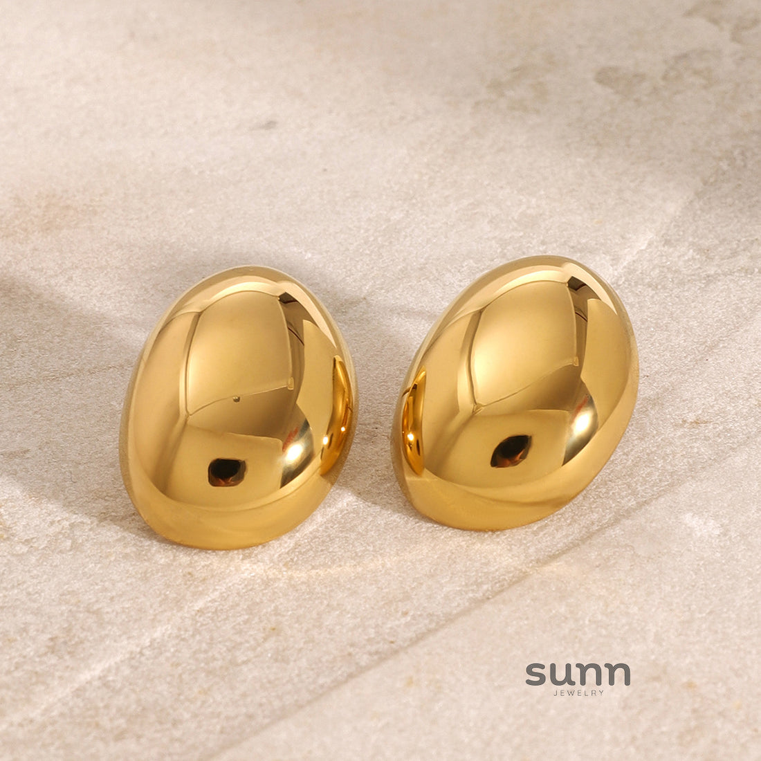 Ariana Gold Hoop Earrings [WQ546CMP]