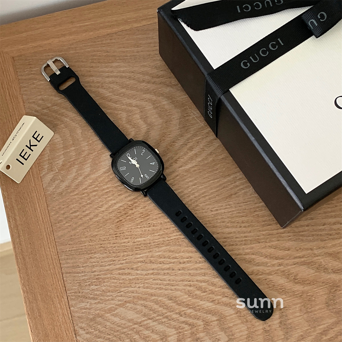 Ariana Modern Square Wrist Watch [P4W5UX0T]