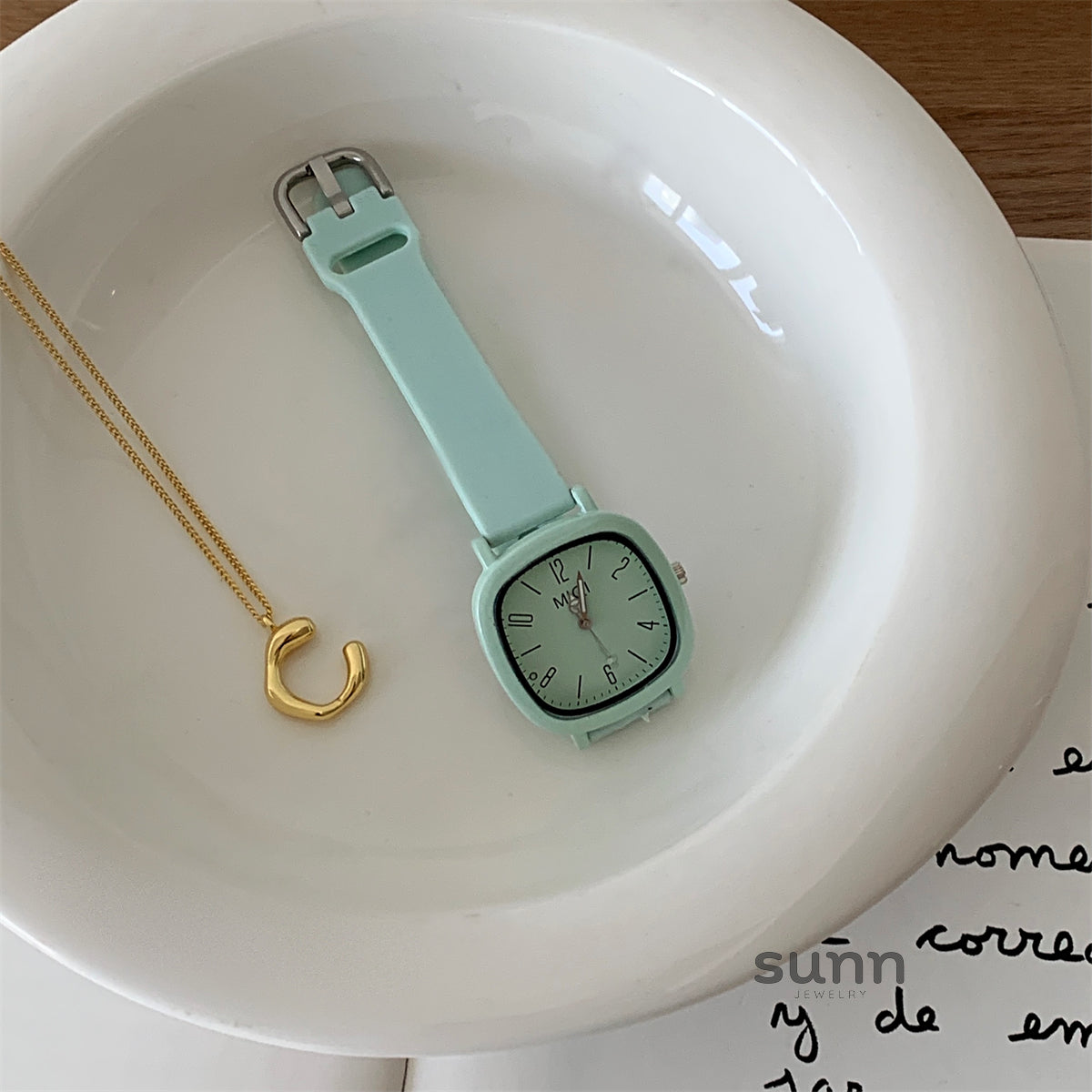 Ariana Modern Square Wrist Watch [MRX7LJH2]