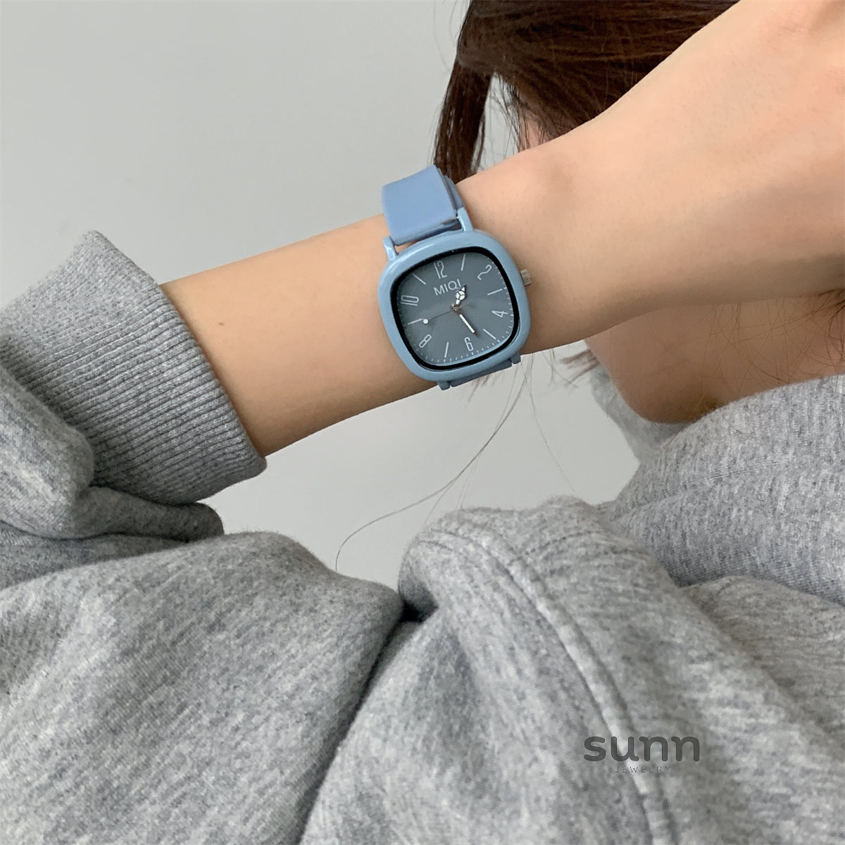 Ariana Modern Square Wrist Watch [N27AG8Y0]