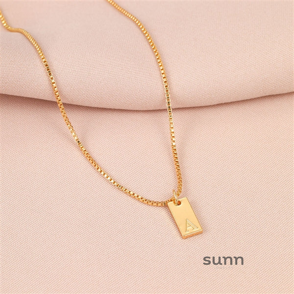 Arianna Initial Box Chain Necklace [G188ZOW6]