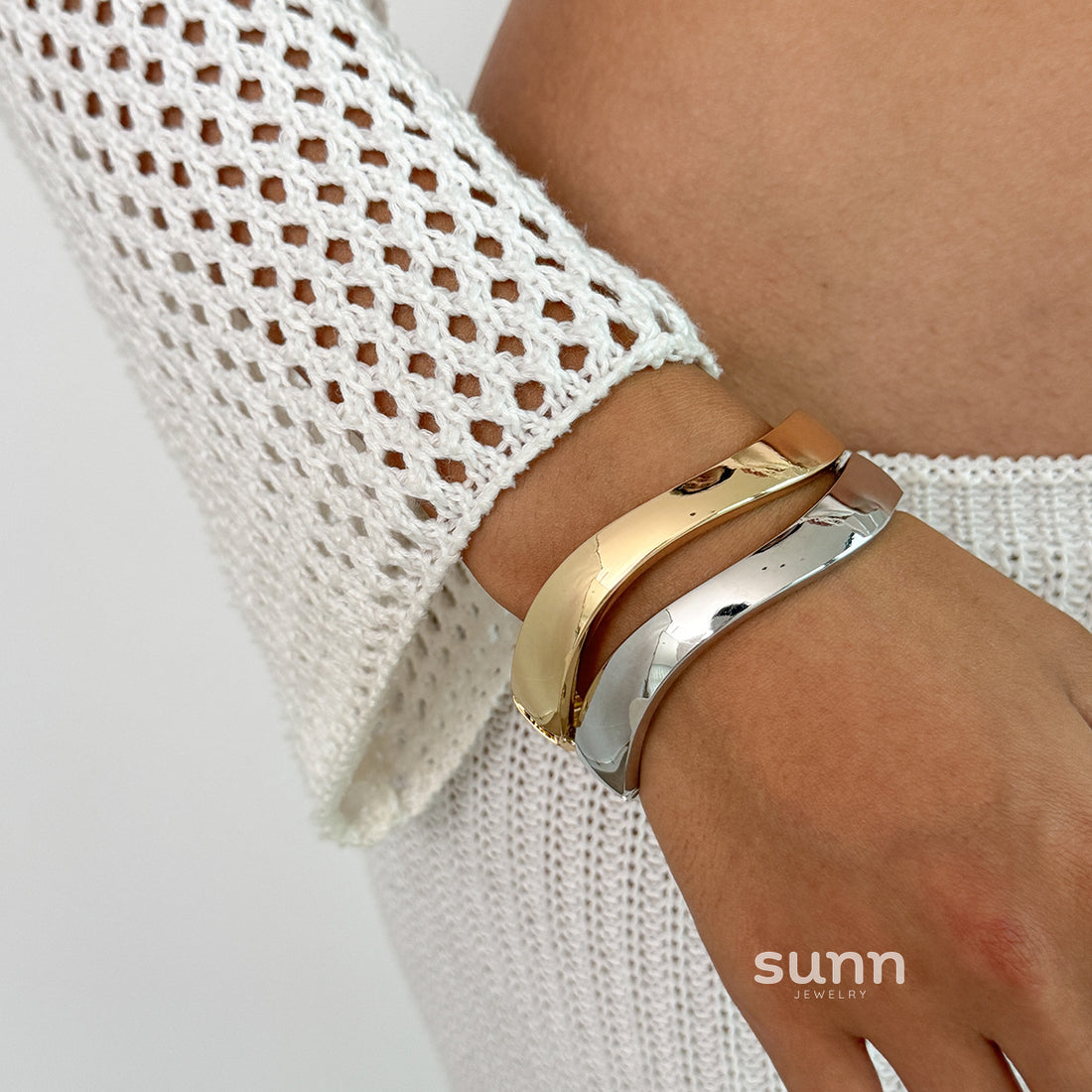 Arianne Sculpted Cuff Bracelet [D4C0VCJO]