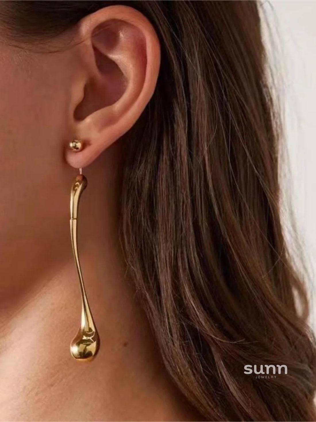 Arianni Sculpted Drop Earrings
