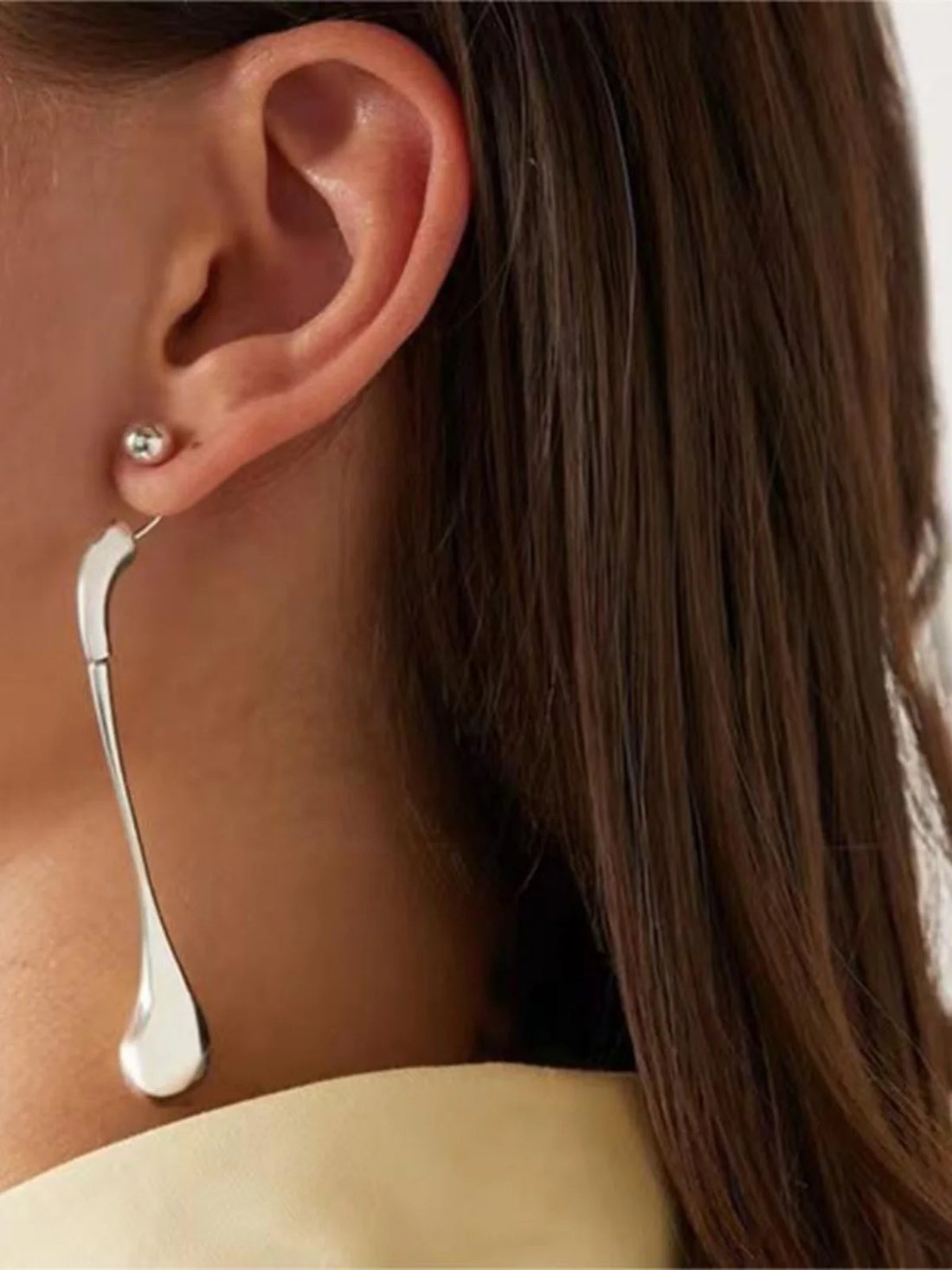 Arianni Sculpted Drop Earrings