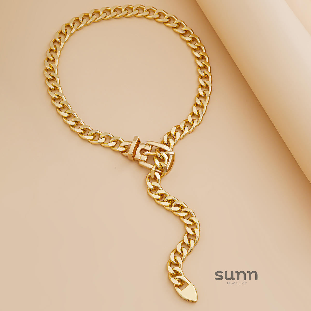 Ariella Statement Buckle Necklace [L4DYC039]