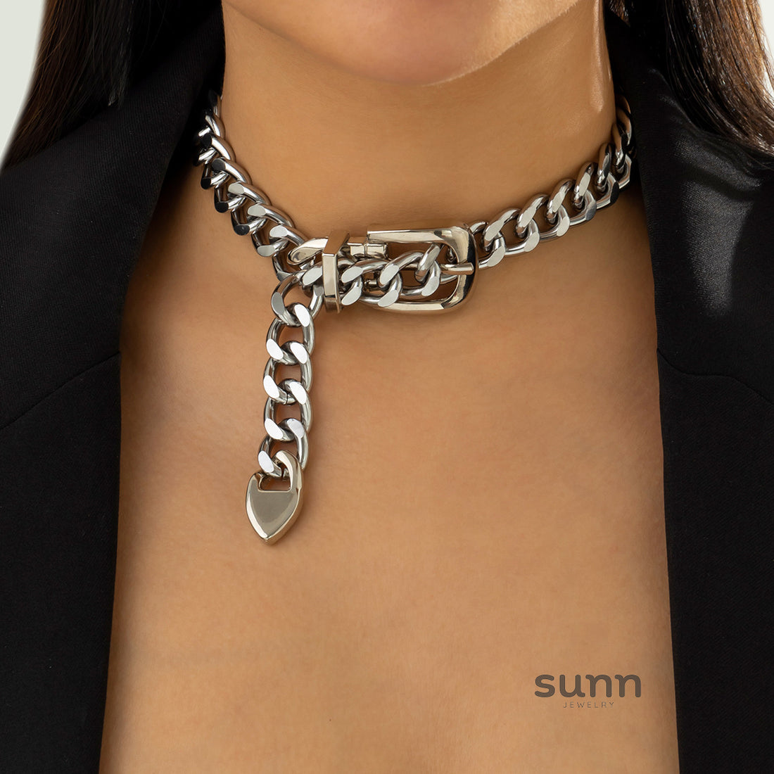 Ariella Statement Buckle Necklace [5X8EKLMI]