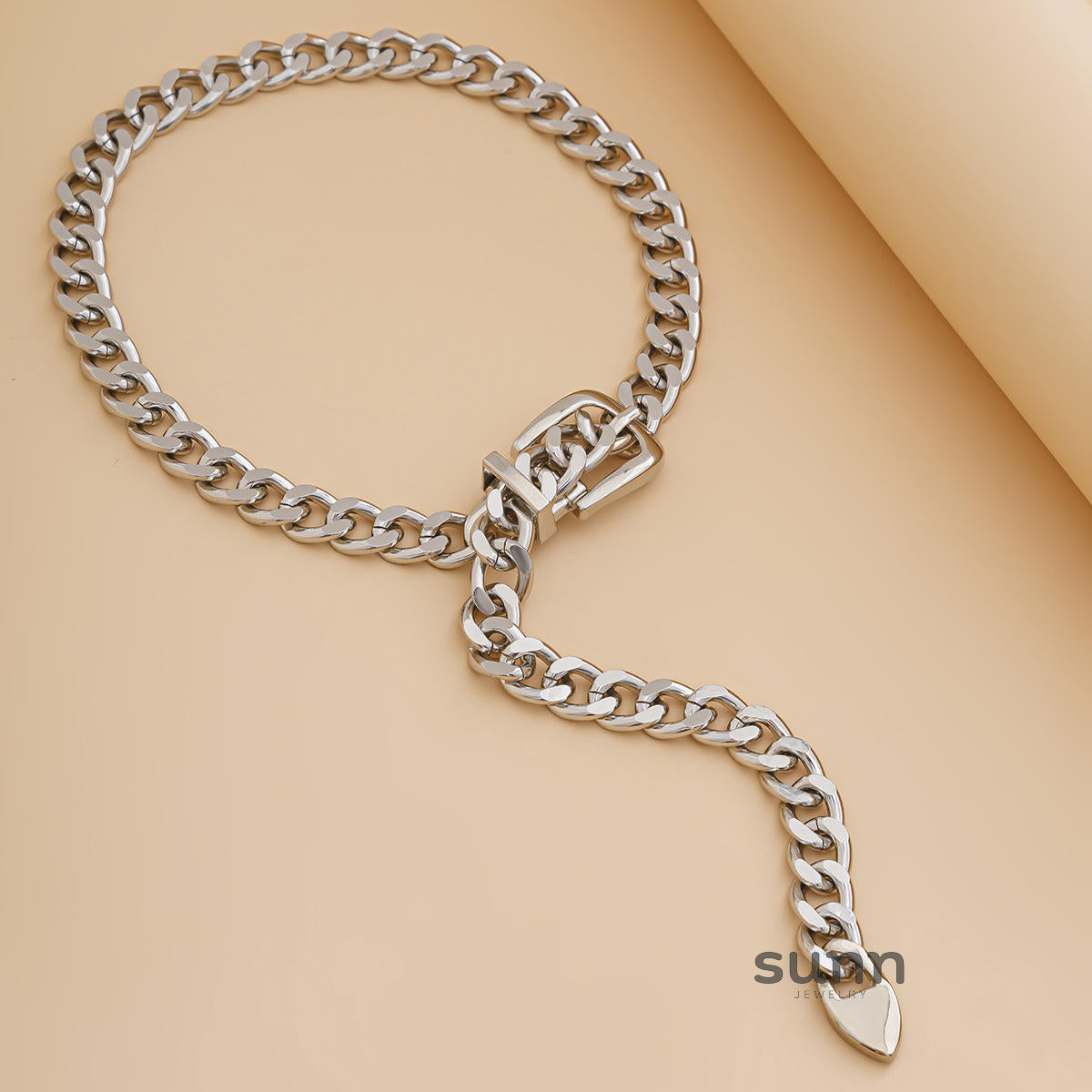 Ariella Statement Buckle Necklace [3RUQGCCA]