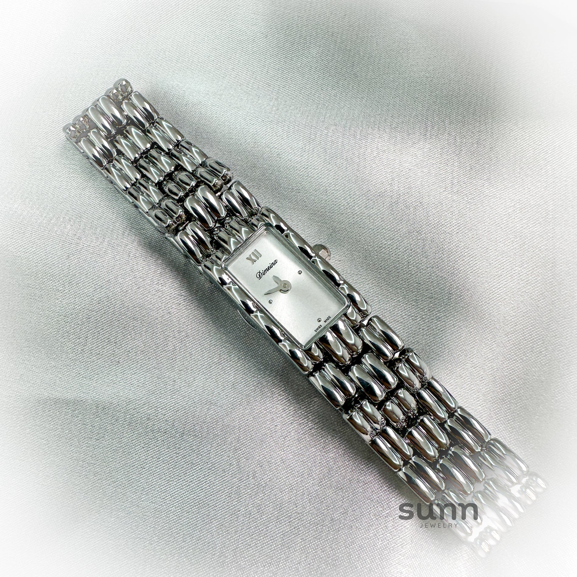 Arika Vintage Square Bracelet Watch