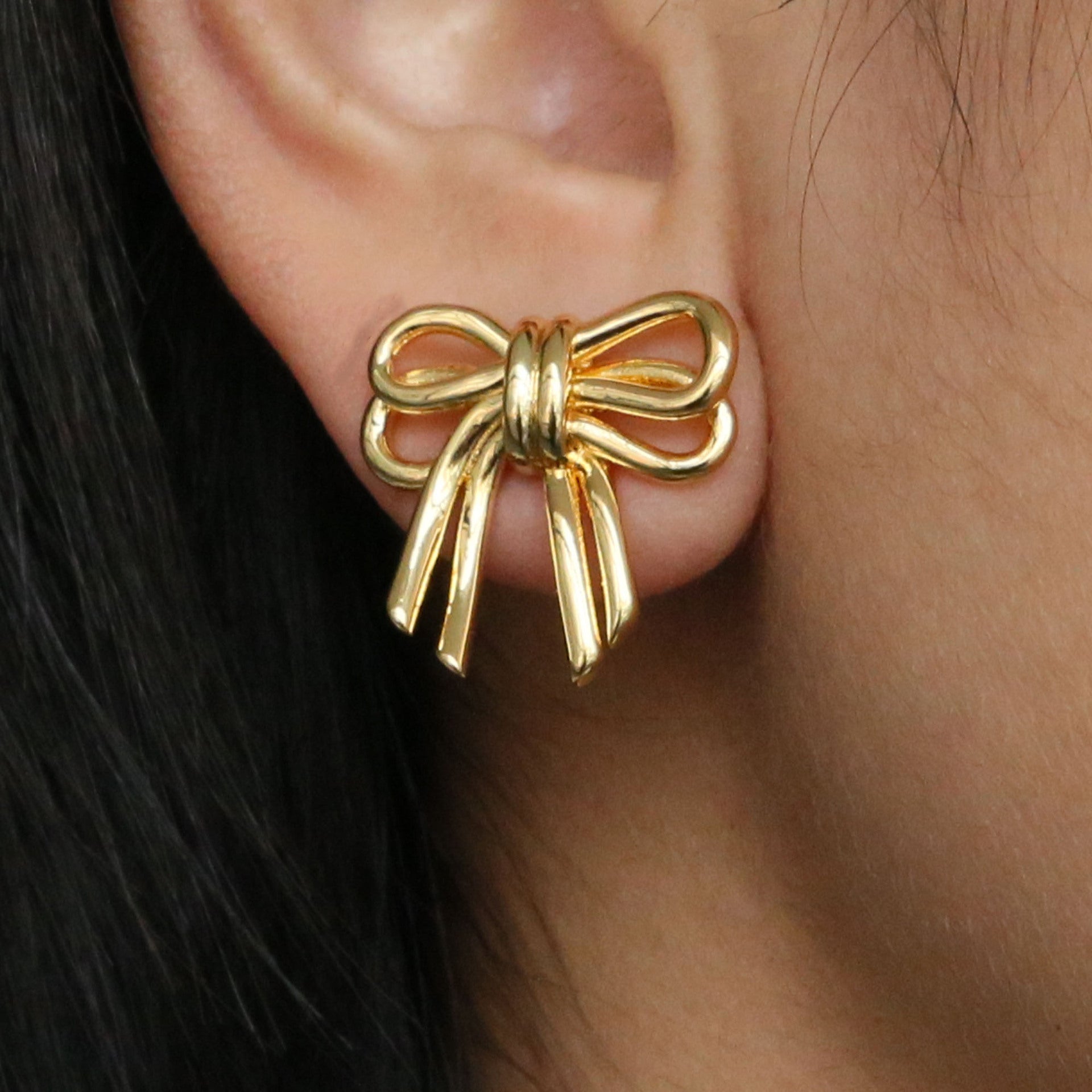 Ariyah Gold Pave Bow Earrings [EKF71QEL]