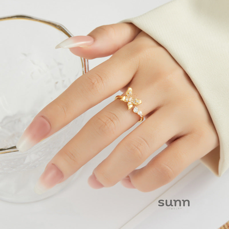 Arizona Delicate Butterfly Ring [90HOMQ1P]