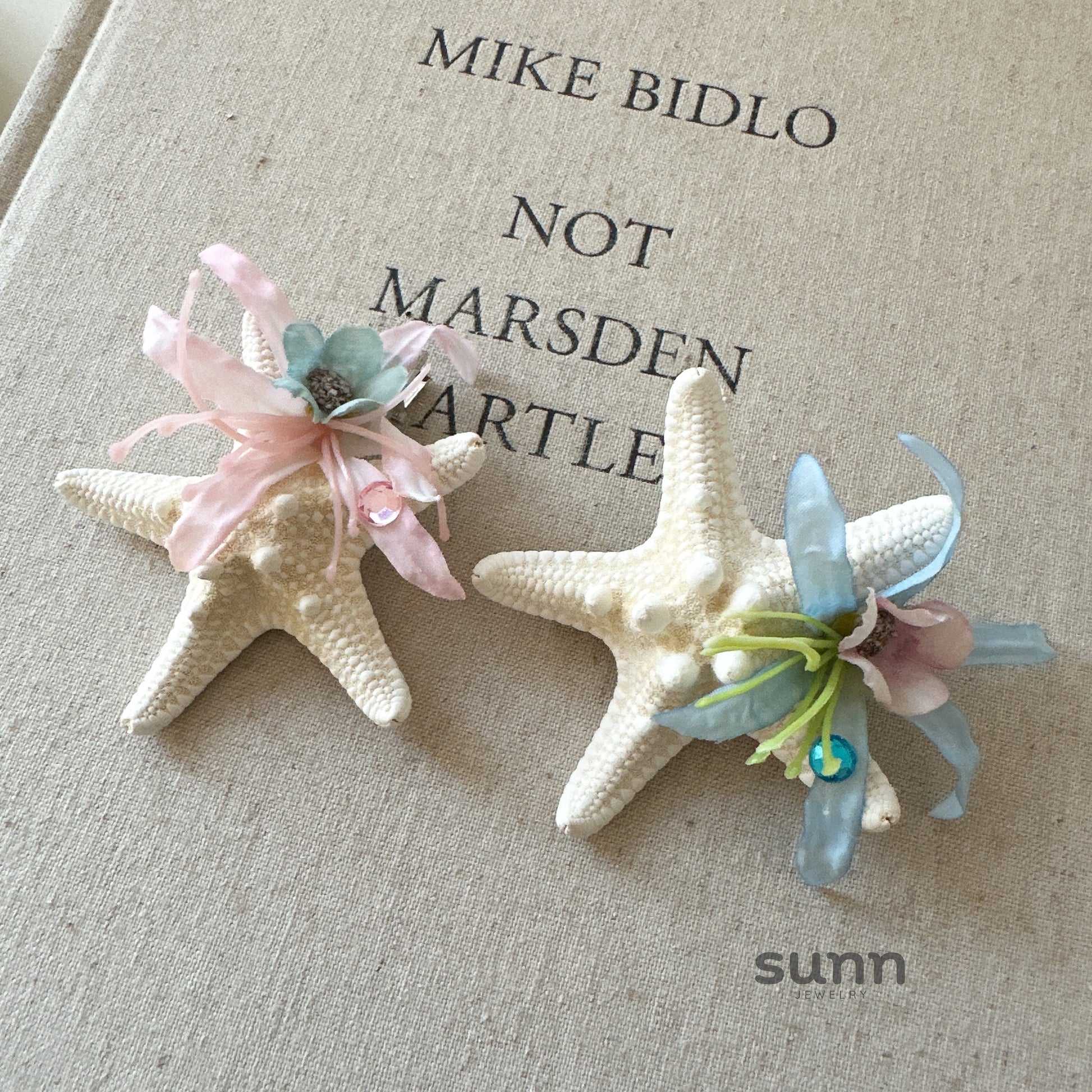 Arley Starfish Floral Clip [MQRG8VUF]