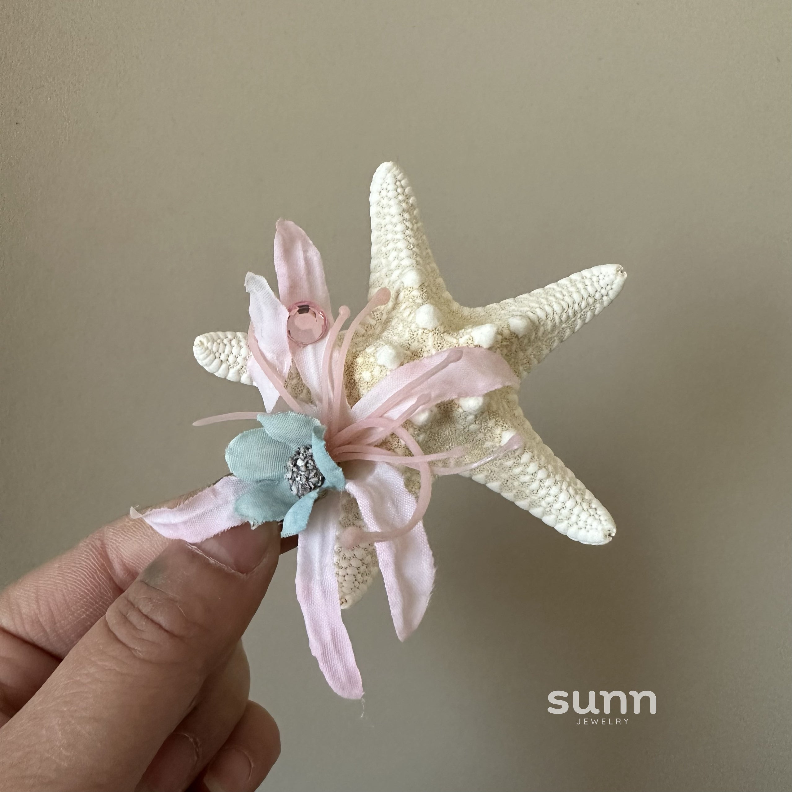 Arley Starfish Floral Clip [RPM9UFAE]