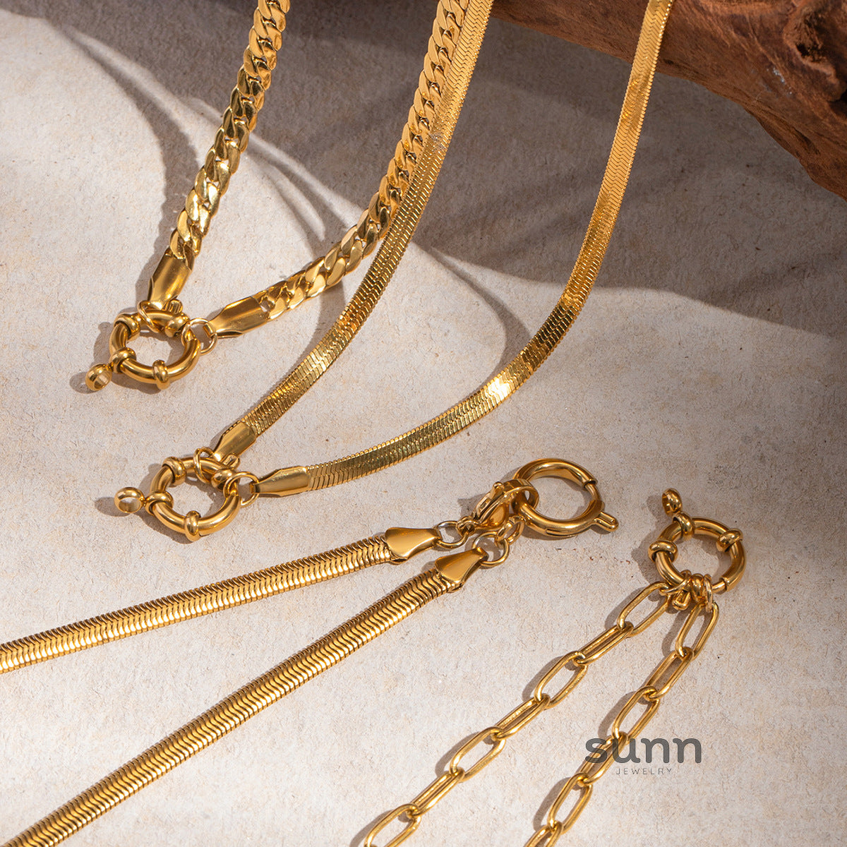 Arlie Sleek Bar Necklace [TW5C04D3]
