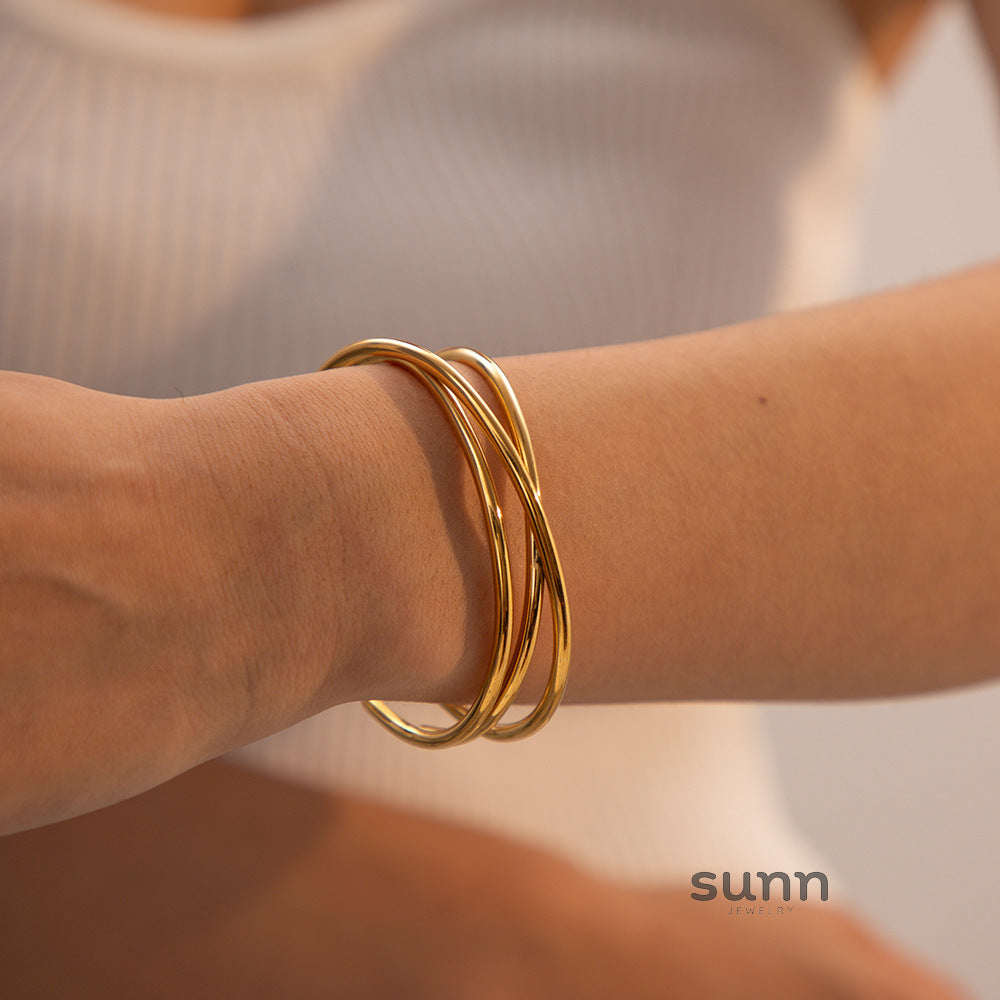 Arlo Ripple Bangle Bracelet [0R4CWGKS]