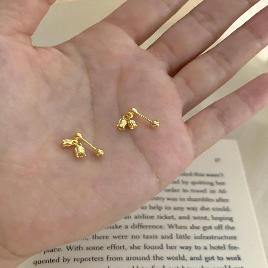 Arlyn Vintage Lily Earrings
