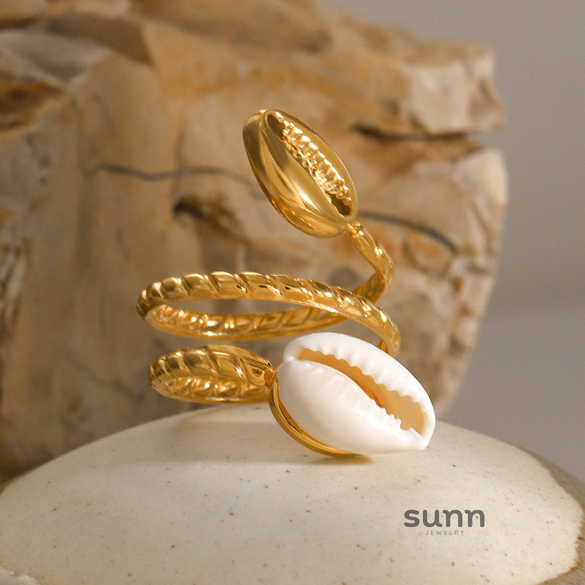 Arlynn Sculpted Open Ring [FDOVSLNV]