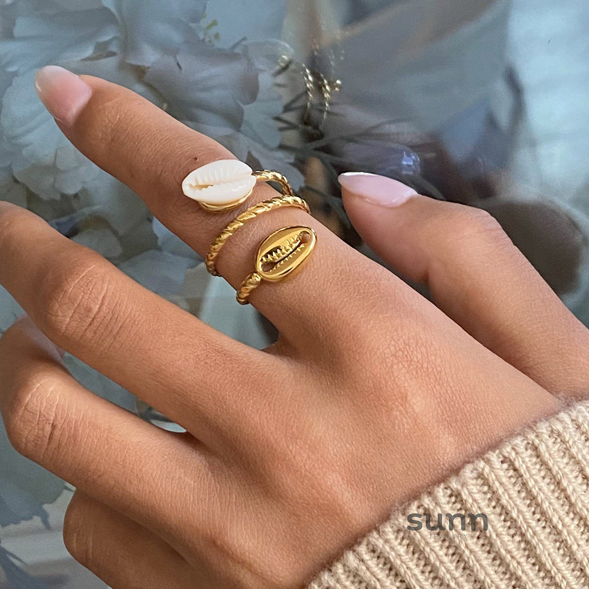 Arlynn Sculpted Open Ring [AHX7K7J4]