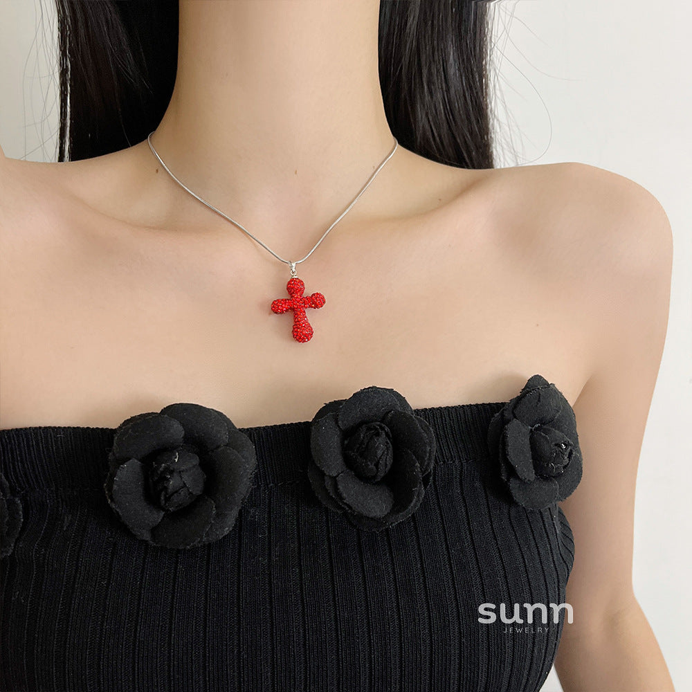 Aryiah Sweet & Cool Cross Necklace [K59SDU30]