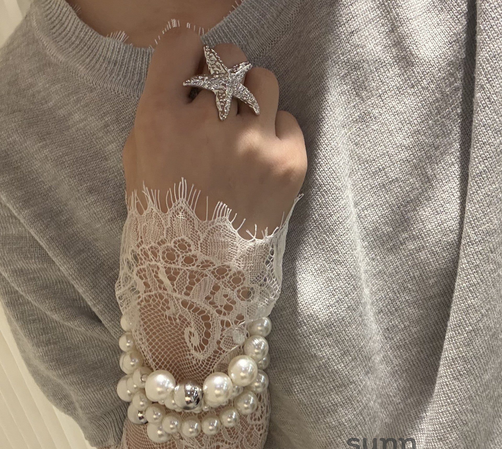 Aryianna Wrapped Pearl Bracelet [M5E9L2G4]