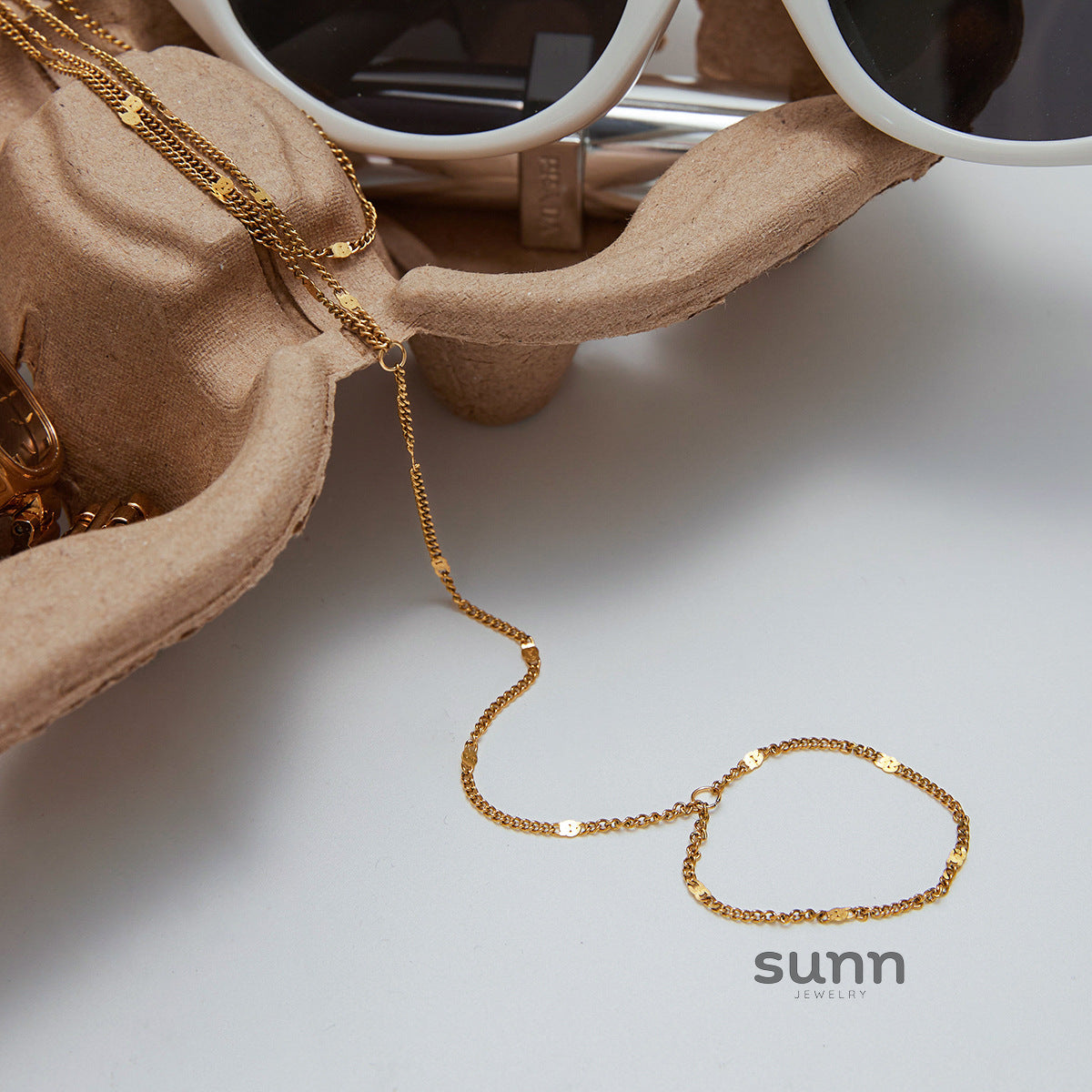 Asa Pearl Hand Chain Bracelet [9G5TR92S]
