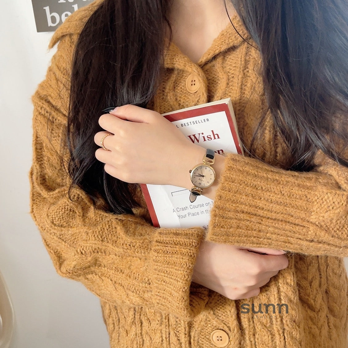 Ashlynne Minimalist Retro Watch [GMN1S50I]