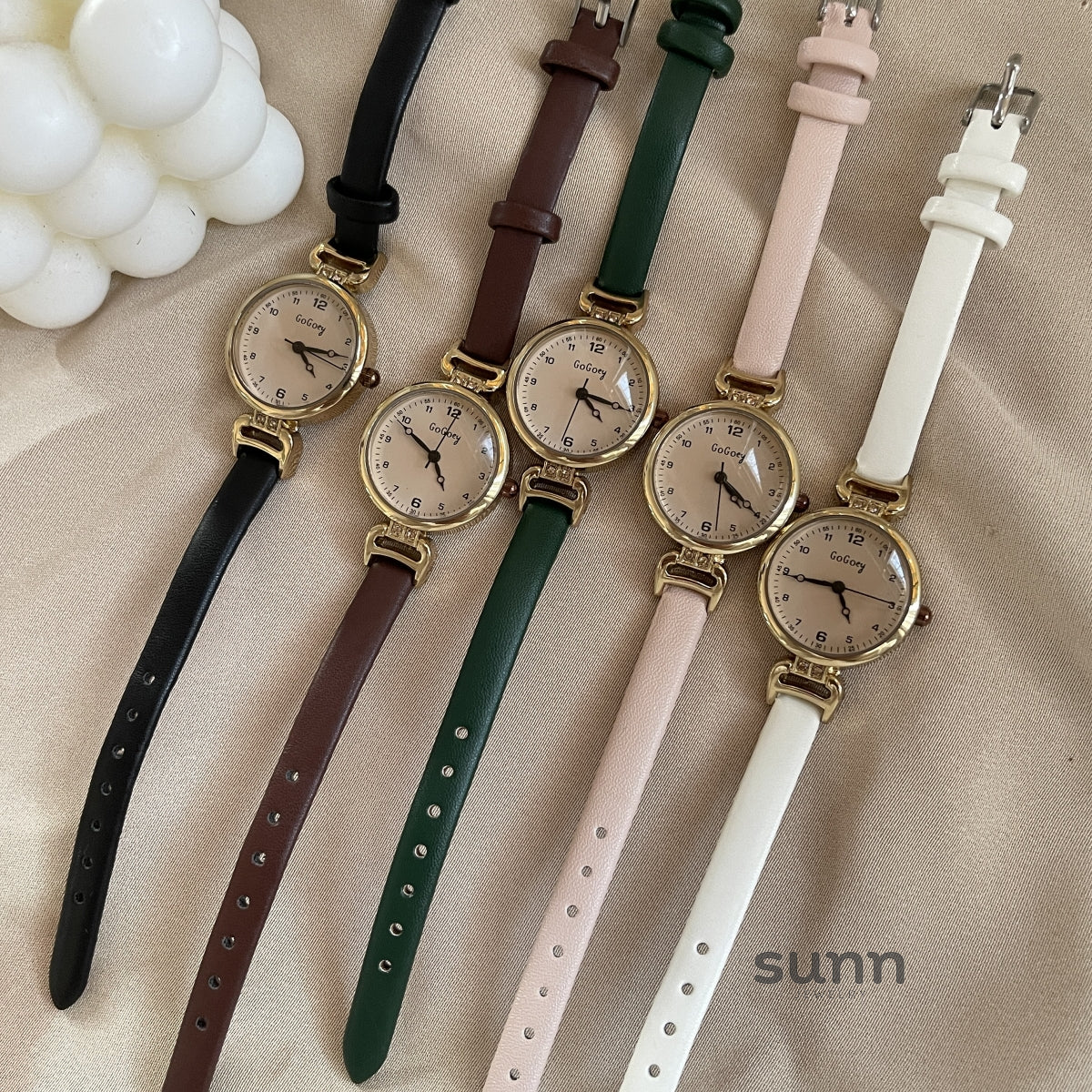 Ashlynne Minimalist Retro Watch [5D0525QB]