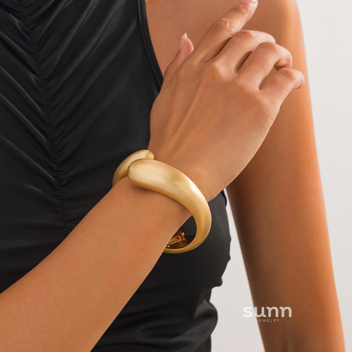 Ashtynn Modern Matte Jewelry [CUC29OH4]