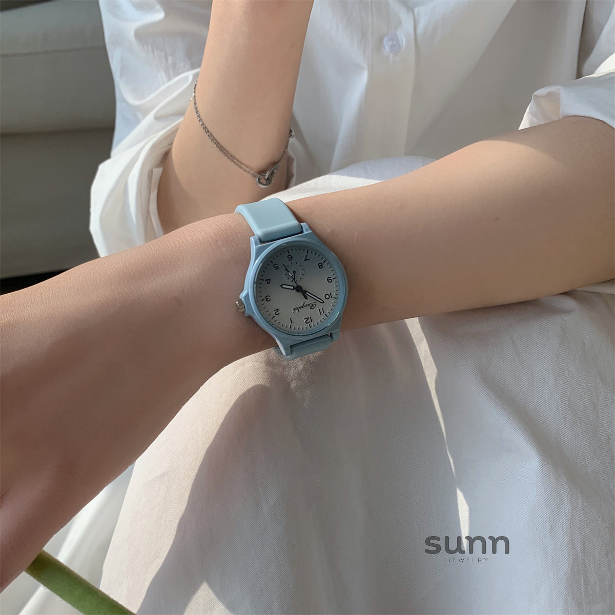 Asiya Gradient Silicone Watch [KNDDM083]