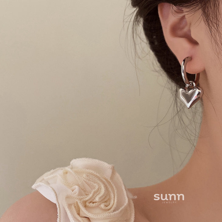 Aspen Silver Heart Hoops [6OK20EM7]