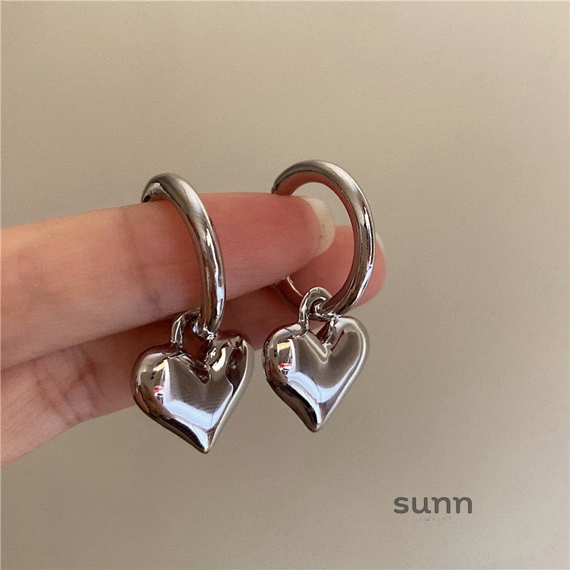 Aspen Silver Heart Hoops [NCS4S5KO]