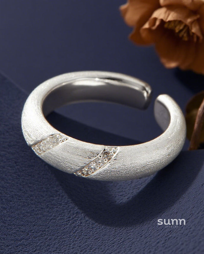 Aspyn Adjustable Zircon Ring [6HZRWH3G]