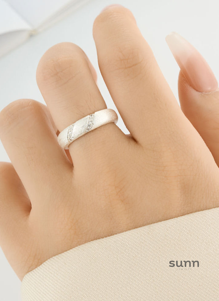 Aspyn Adjustable Zircon Ring [8KGNASTY]