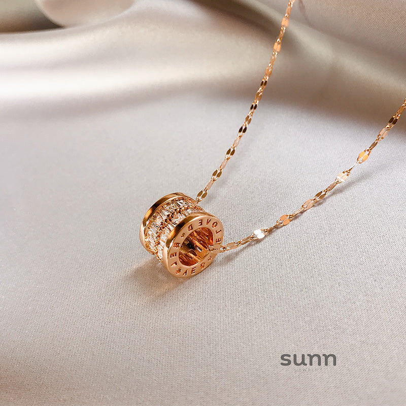 Asra Waist Pendant Necklace [BXX3RX61]