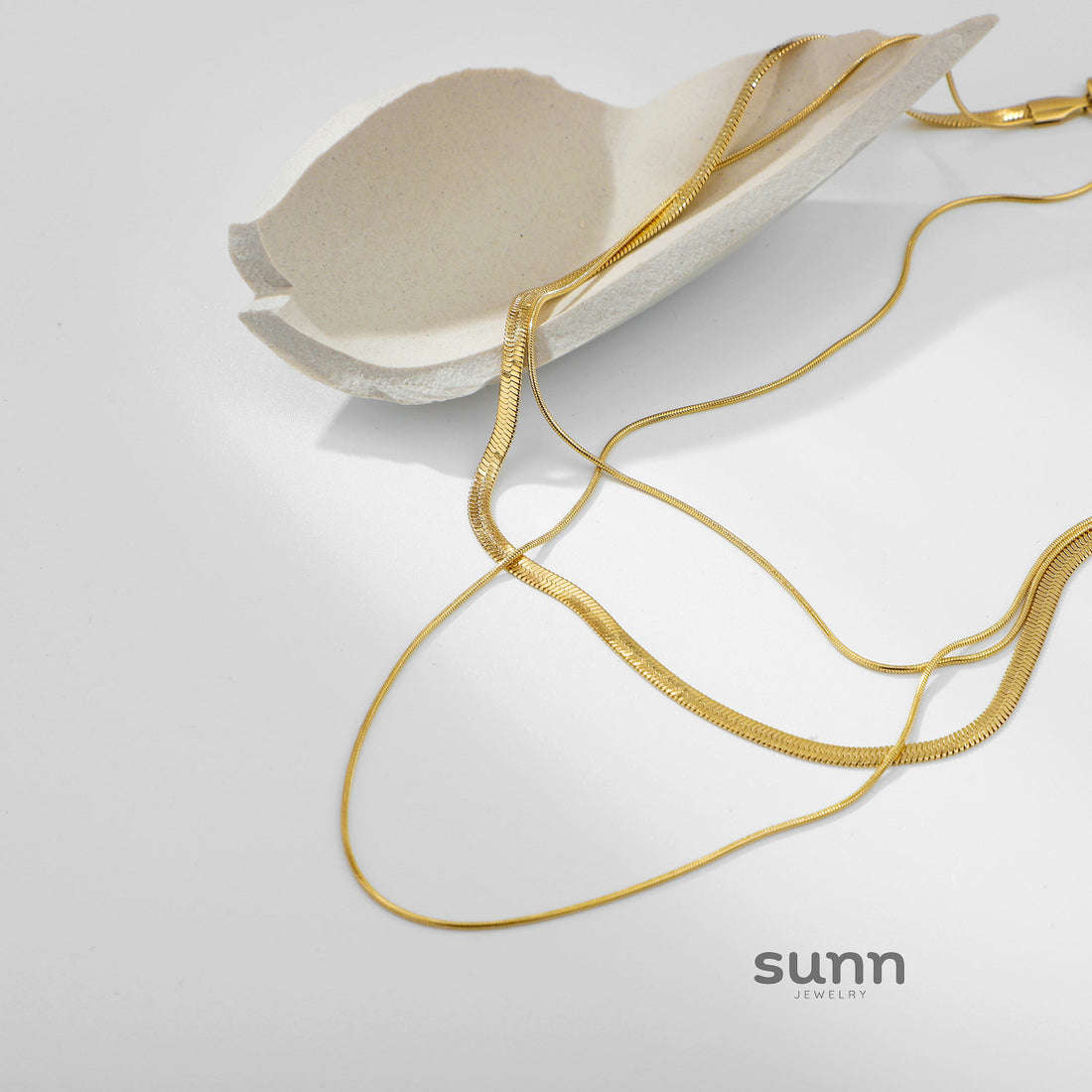 Astoria Layered Snake Chain Necklace [SU4A5K0B]