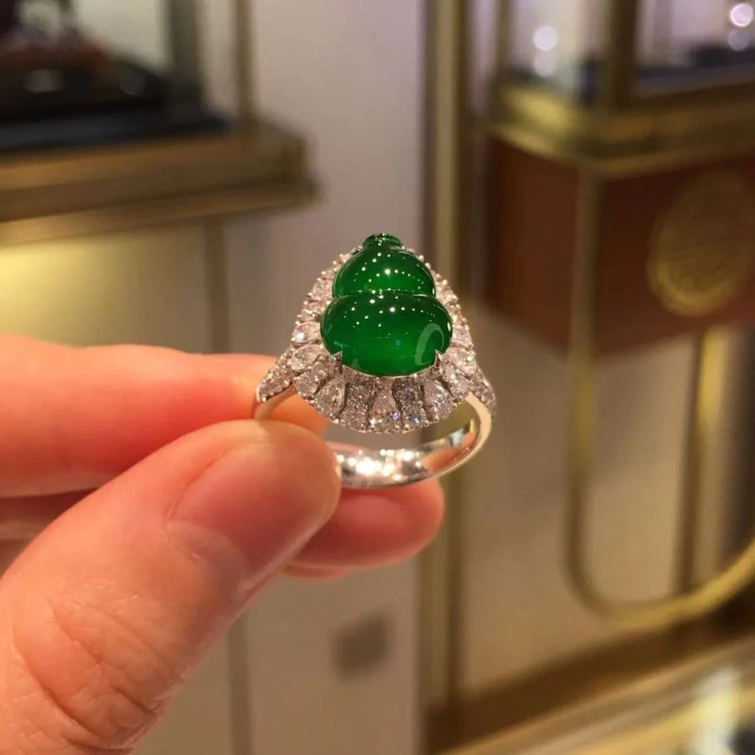 Astoria Sparkling Gourd Ring