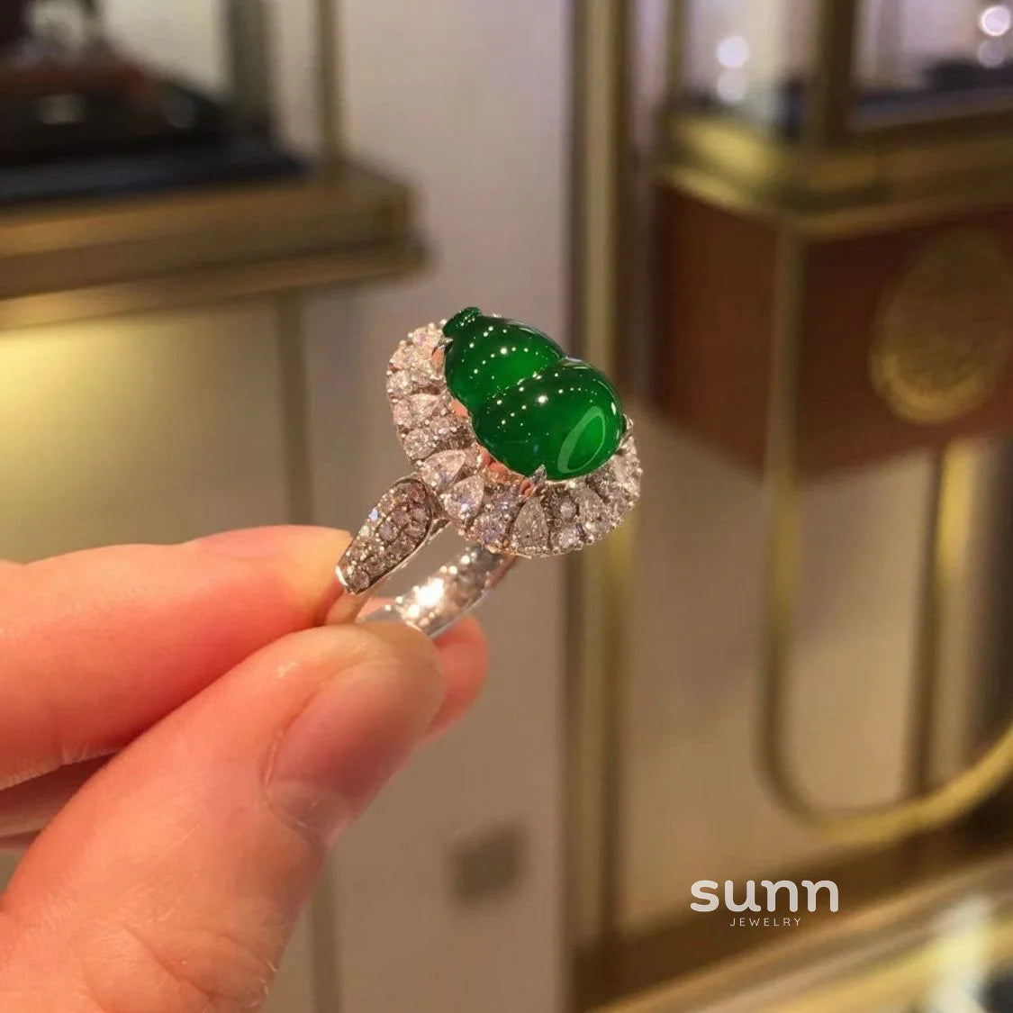 Astoria Sparkling Gourd Ring