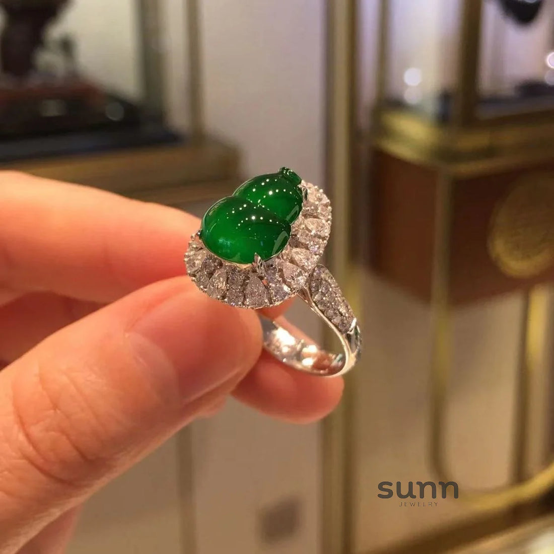 Astoria Sparkling Gourd Ring