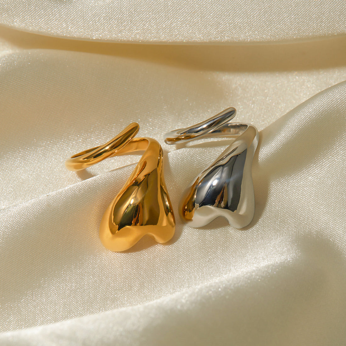 Atara Winding Heart Ring [IZIXQK37]