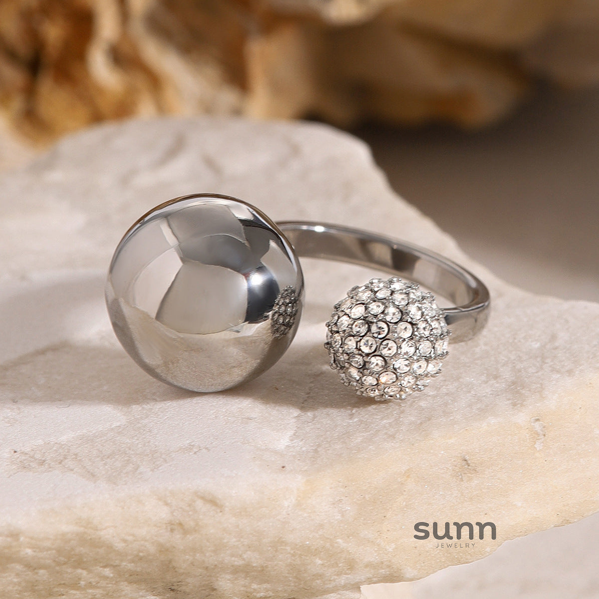 Atarah Rhinestone Inlay Ring [0PR86IWZ]