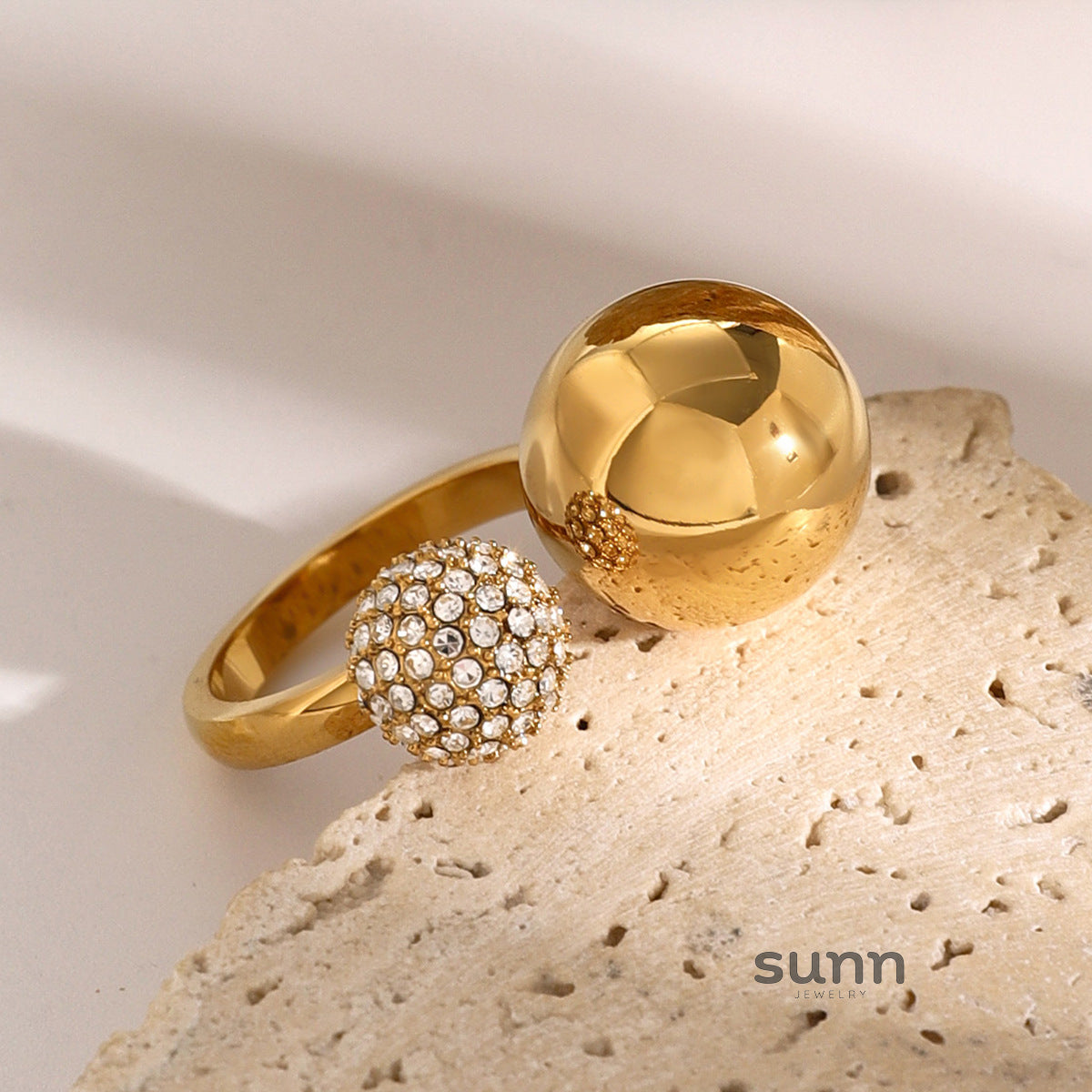 Atarah Rhinestone Inlay Ring [ZKXZQPH1]