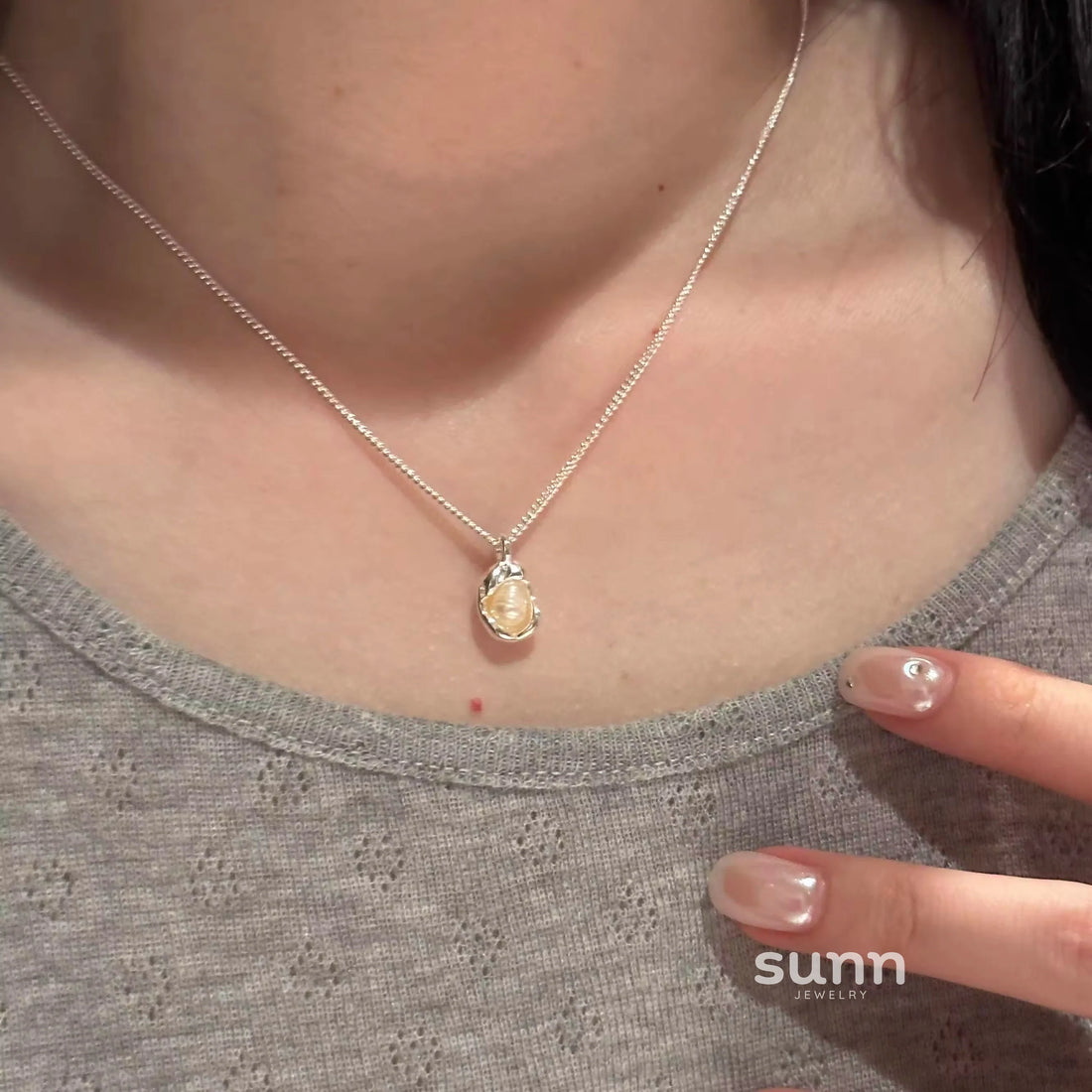 Athziri Baroque Pearl Pea Pod Necklace