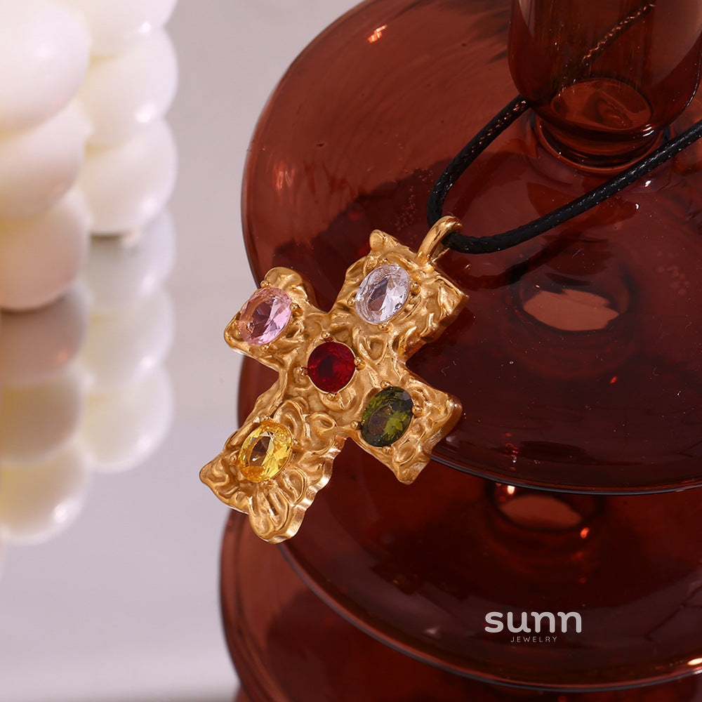 Atlas Hammered Cross Cord Necklace [B9MAMU4O]