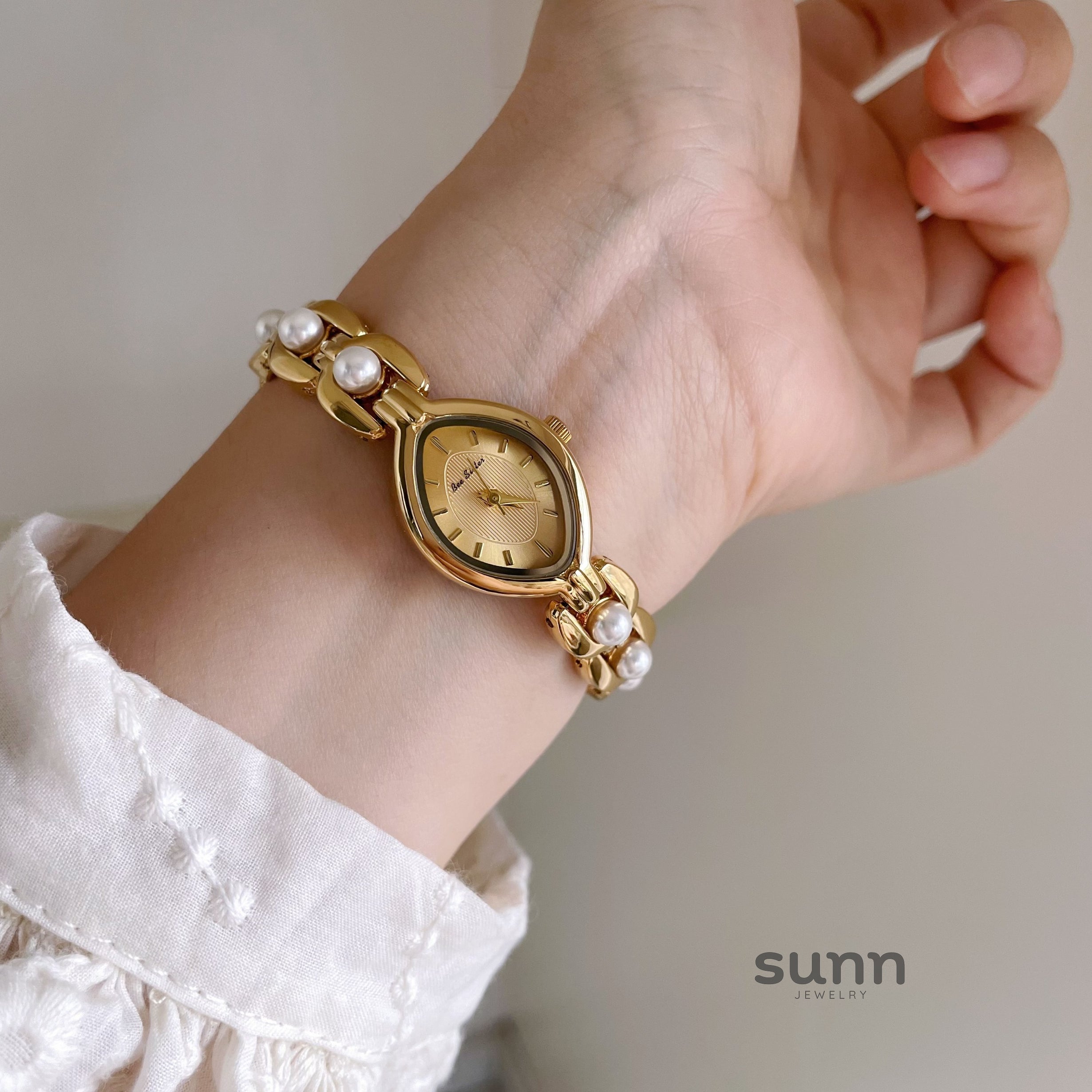 Atleigh Pearl Bracelet Watch [GLY1T4DI]