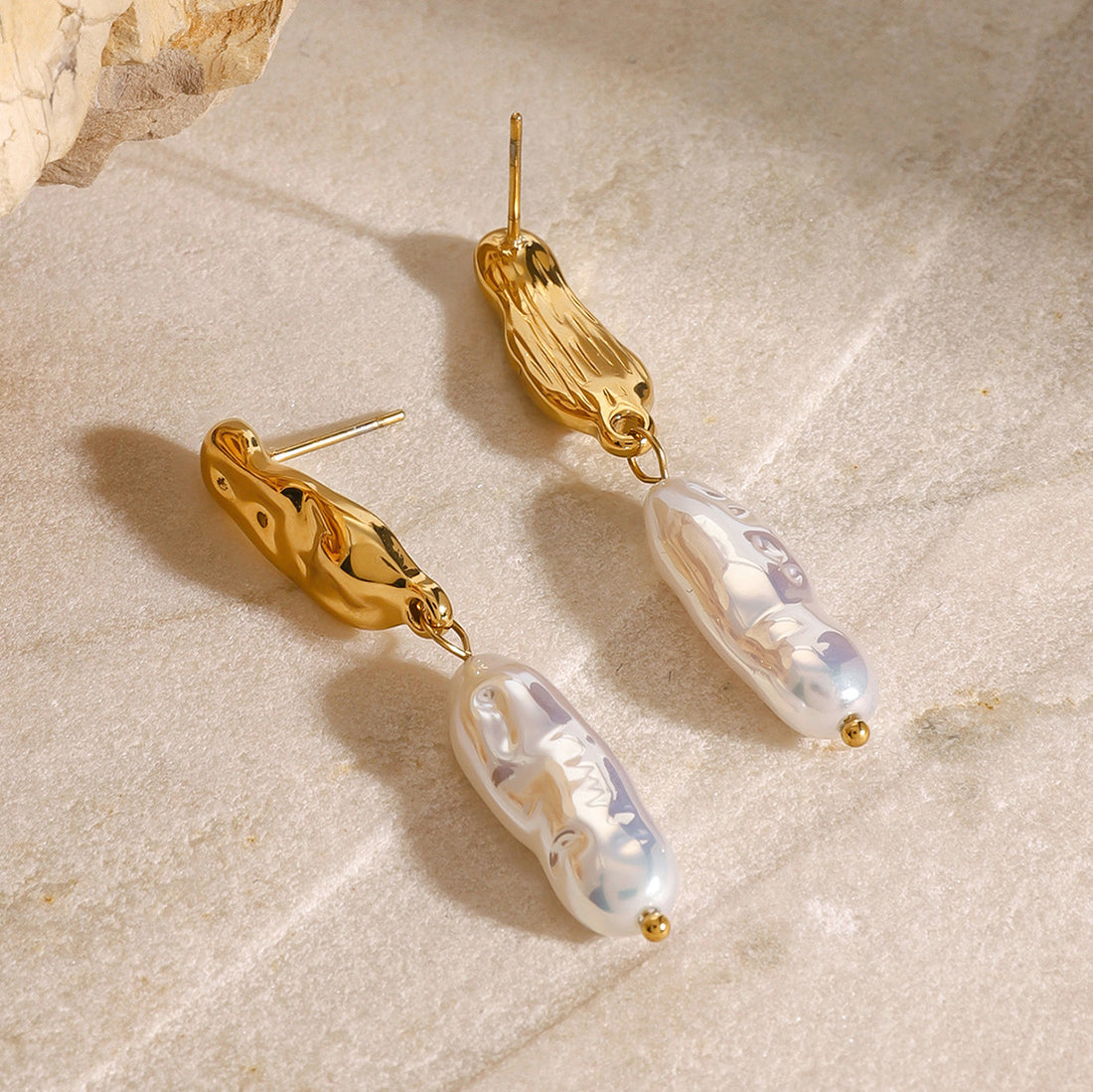 Atley Pearl Hoop Earrings [ST3JUJ1G]