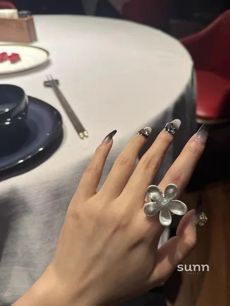 Aubrei Sculptural Flower Ring