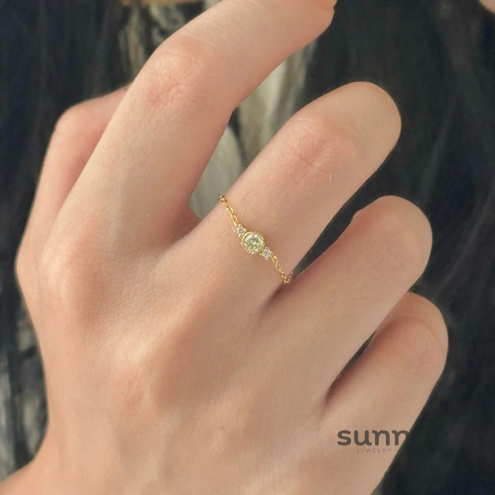 Aubreigh Dainty Olive Chain Ring