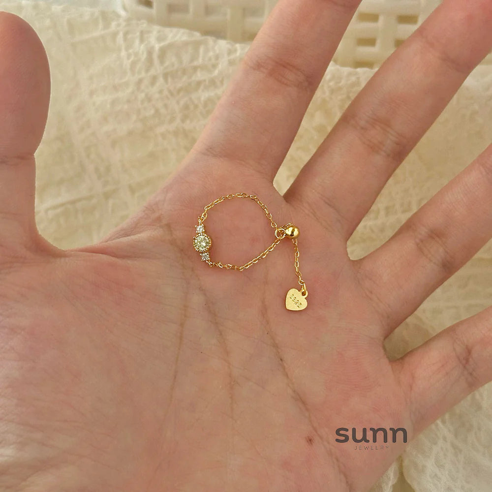 Aubreigh Dainty Olive Chain Ring